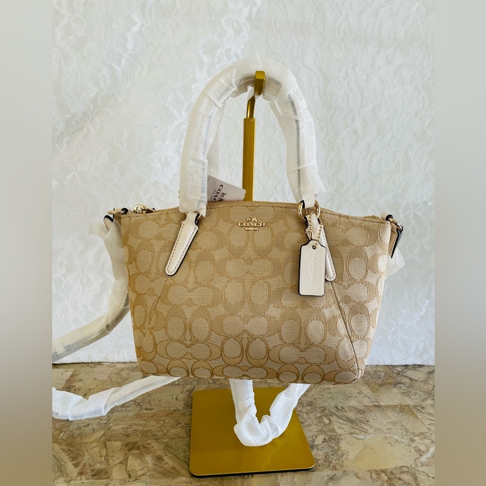 NWT Coach New York Kelsey Satchel Crossbody Signature C Canvas Purse F57830